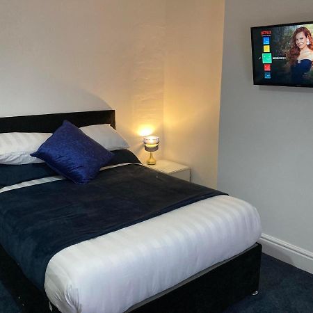 Agapi Apartment - Sea View Sleeps Ten Blackpool Exterior photo